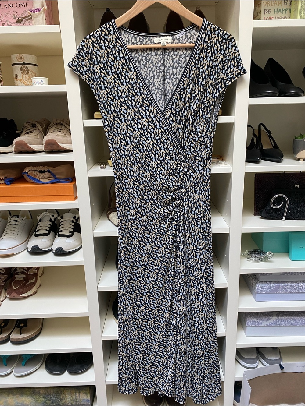 Max Studio - Navy & Cream Leaf-Print Midi Dress.  Like NEW!  Small.